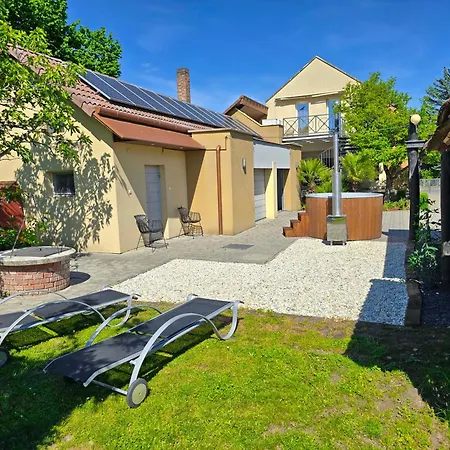 Nr 25 Astor Holiday home