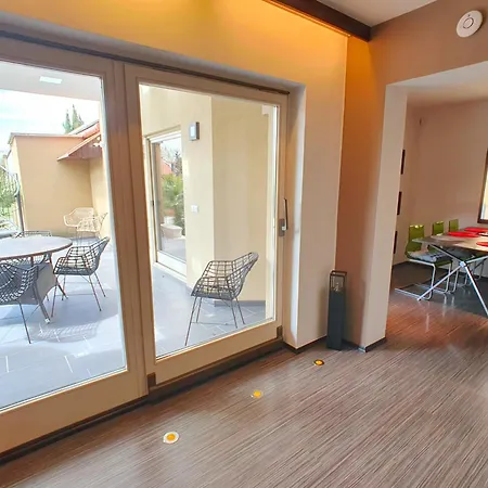 Nr 25 Astor קסזטלי